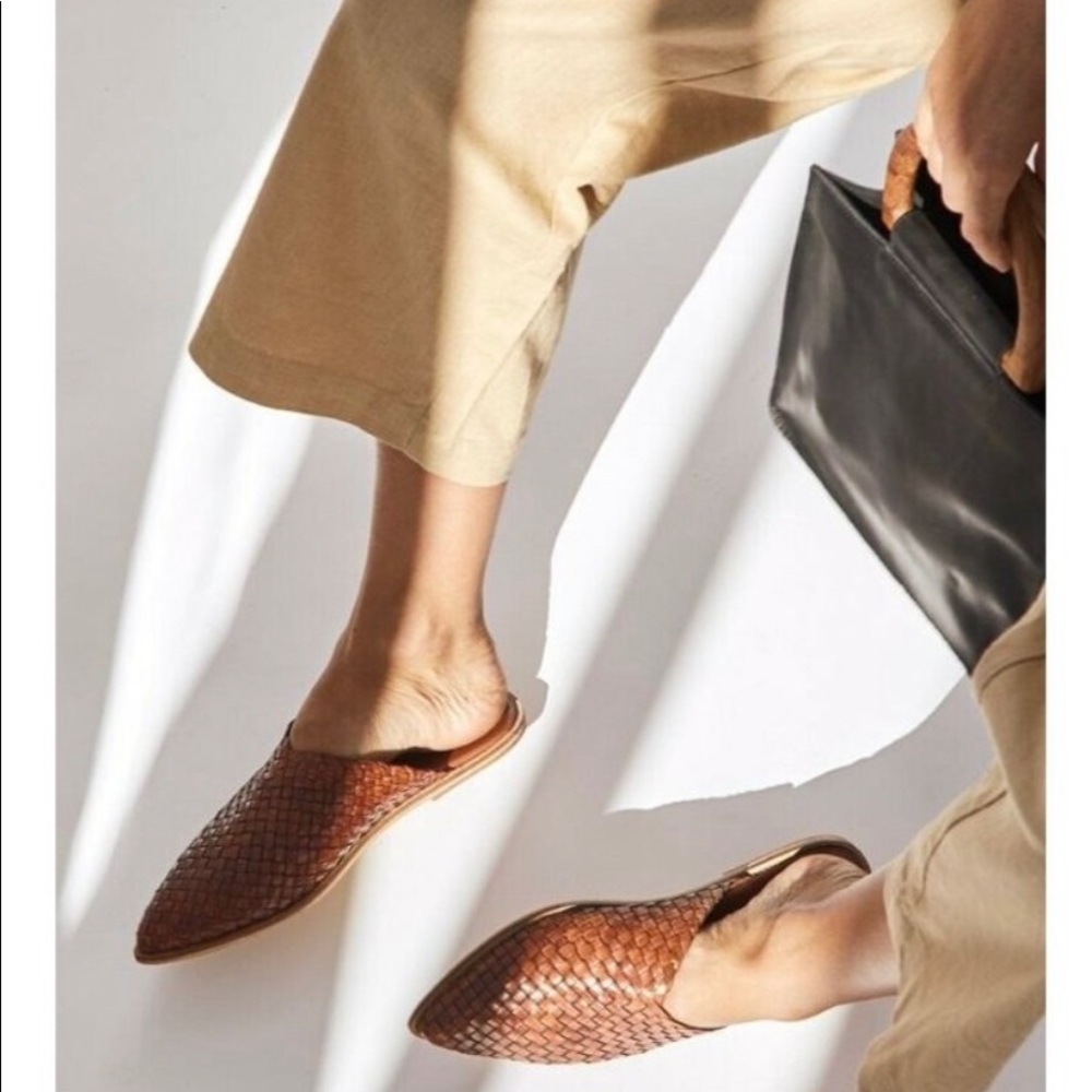 St agni woven flats
